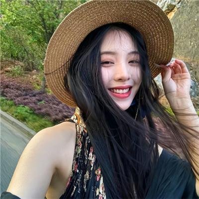洞里的月亮